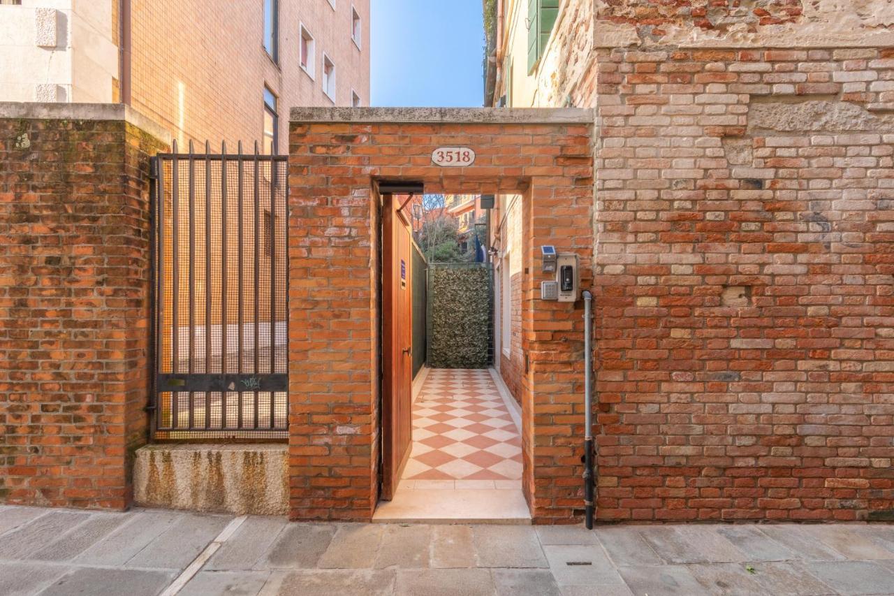 Casanova Ai Tolentini Venedig