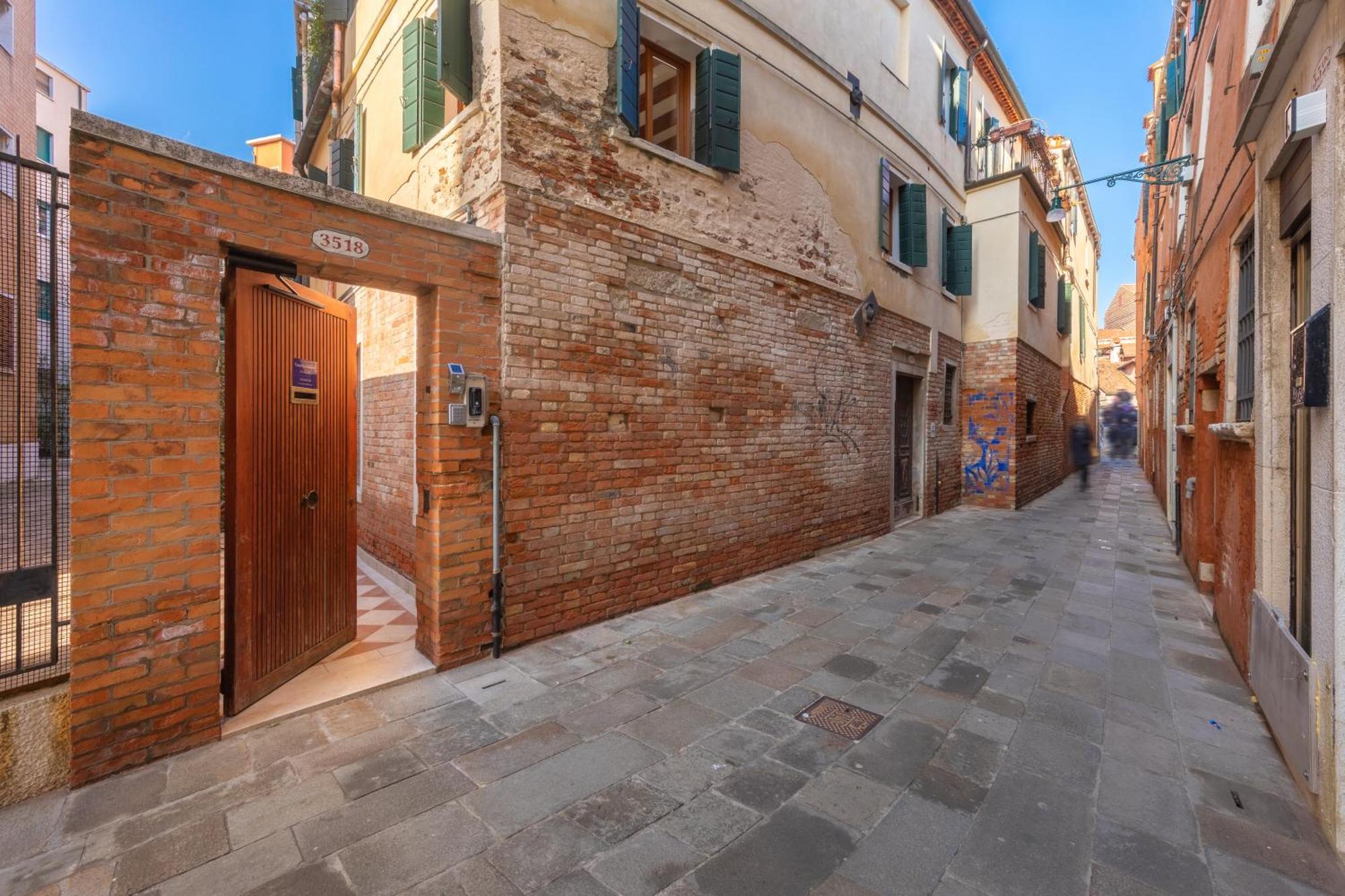 Casanova Ai Tolentini Venedig