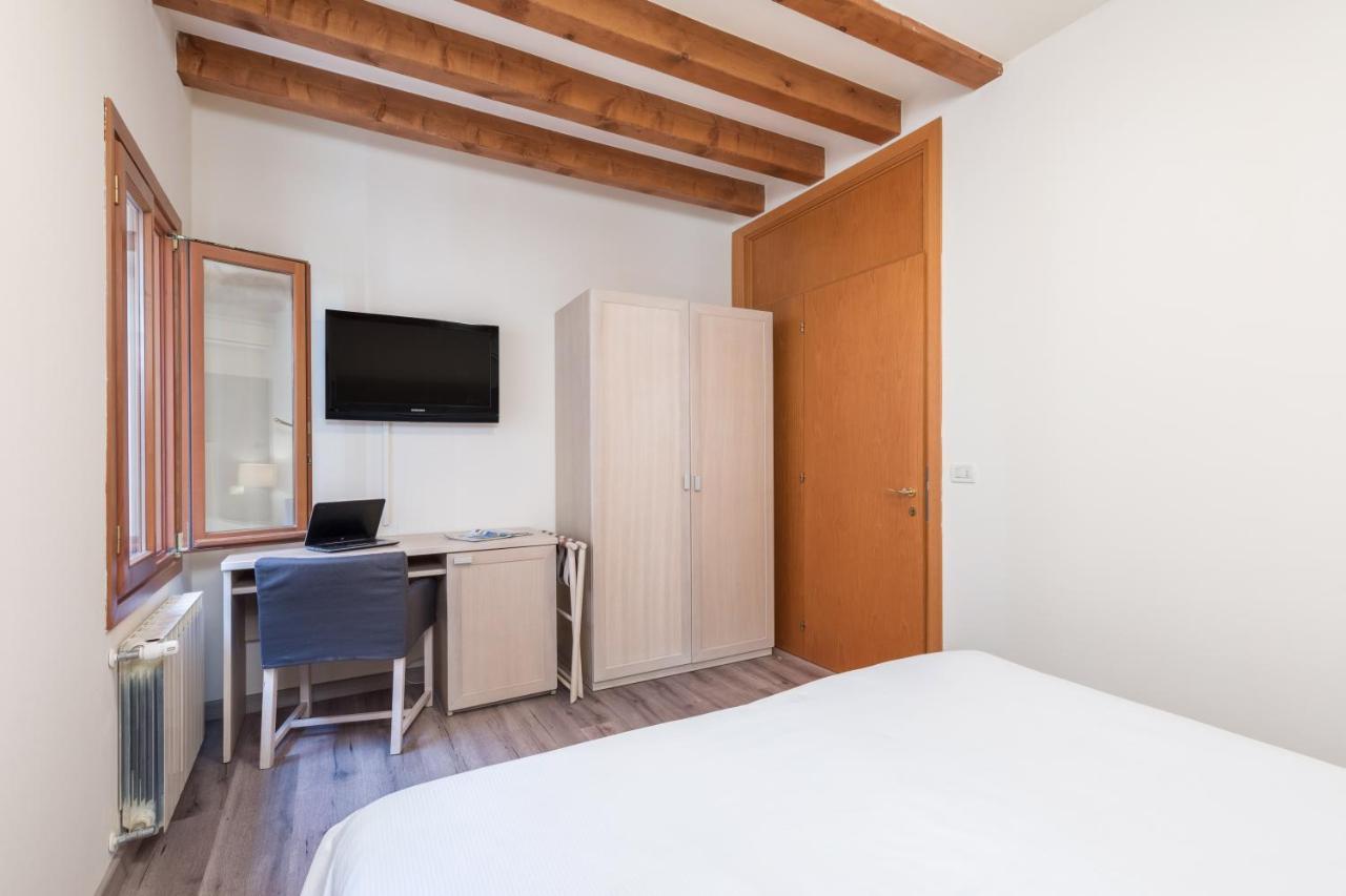 Casanova Ai Tolentini Venedig